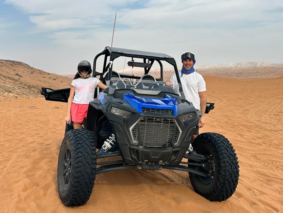 Do I need to book in advance to rent a dune buggy in Dubai?